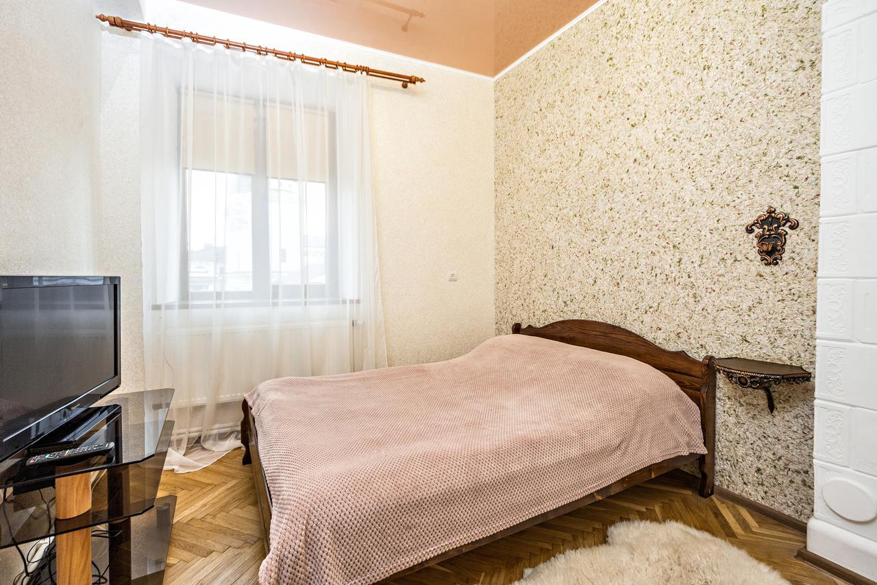 Apartment In A City Center! Krakivska,34 Lviv Bagian luar foto